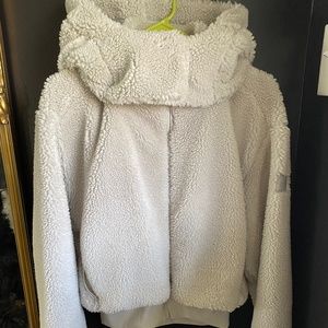 Alo Yoga Faux Fur Foxy Jacket